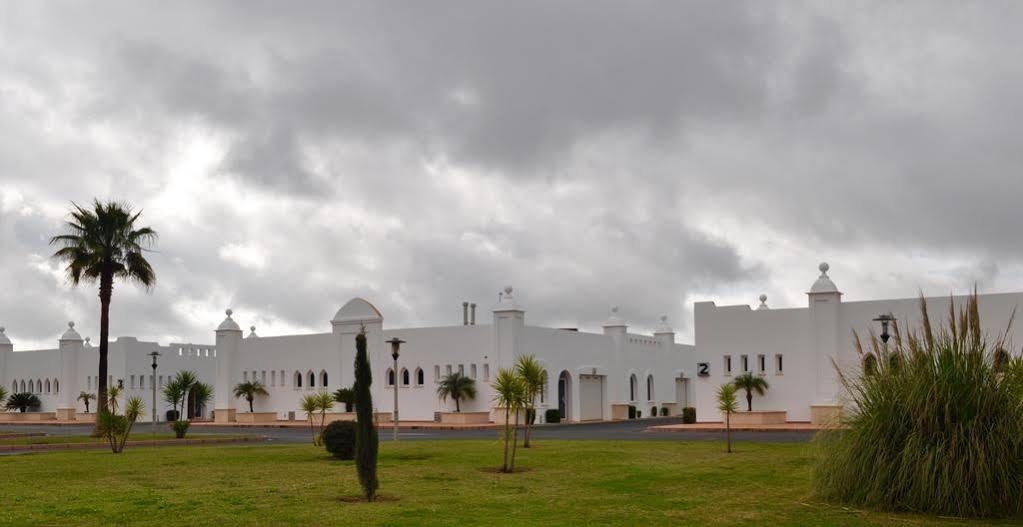 Hotel Alkalat Alcalá de Guadaira Extérieur photo